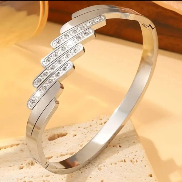 Bracelet style No. 307