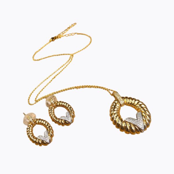 Gold Plated Stylish Necklace and Earrings