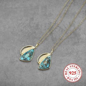 Natural turquoise stone necklace in 925 sterling silver, gold-plated.
