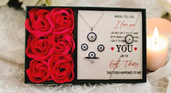 Genuine silver jewelry set: Roselle Circle necklace, earrings, and ring.